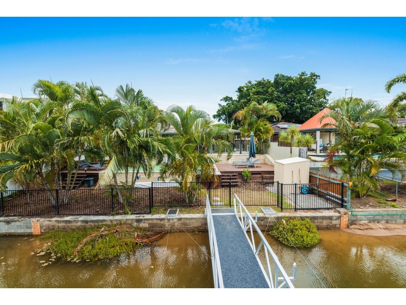 51 Poinciana Boulevard, Broadbeach Waters QLD 4218