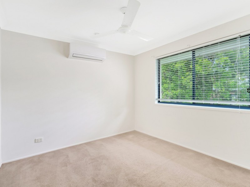 27 Silver Dawn Crescent, Oxenford QLD 4210