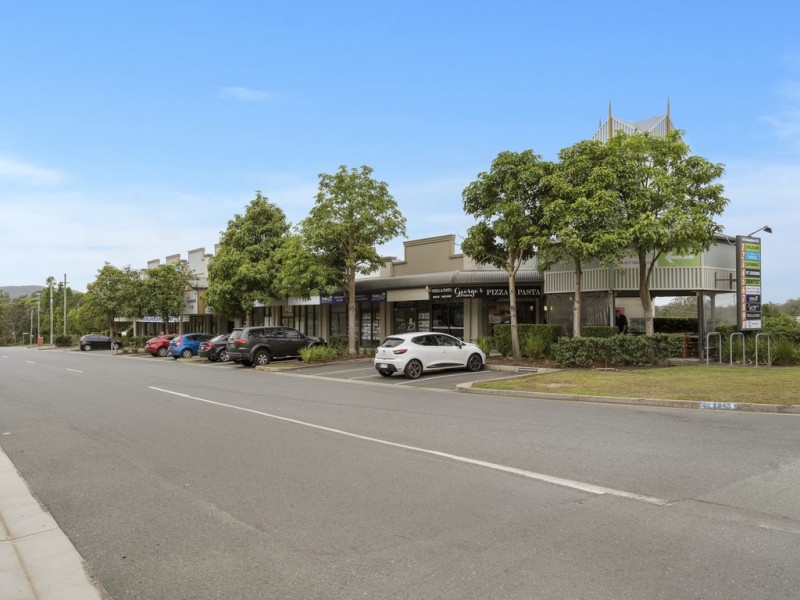 27 Silver Dawn Crescent, Oxenford QLD 4210