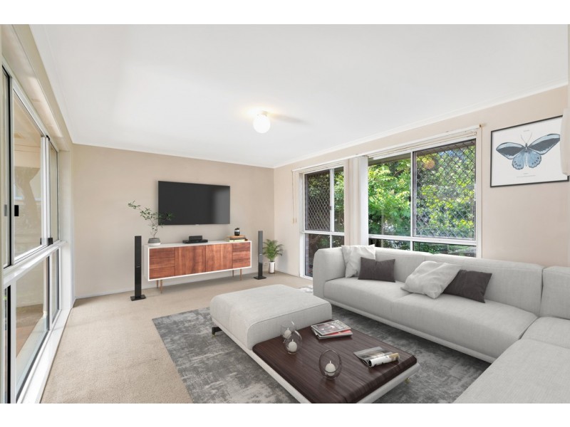 13 Highfield Drive, Merrimac QLD 4226