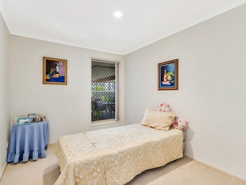 2 Macedon Close, Robina QLD 4226