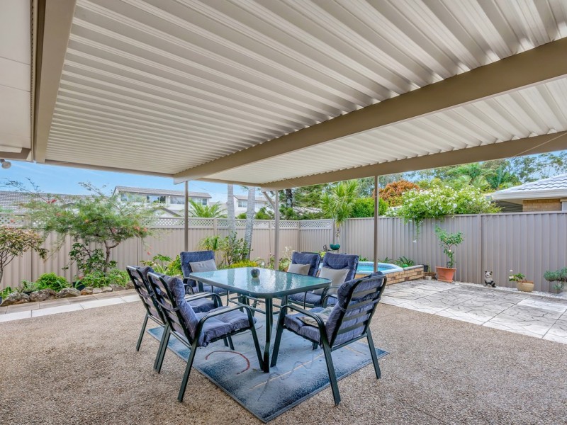 2 Macedon Close, Robina QLD 4226