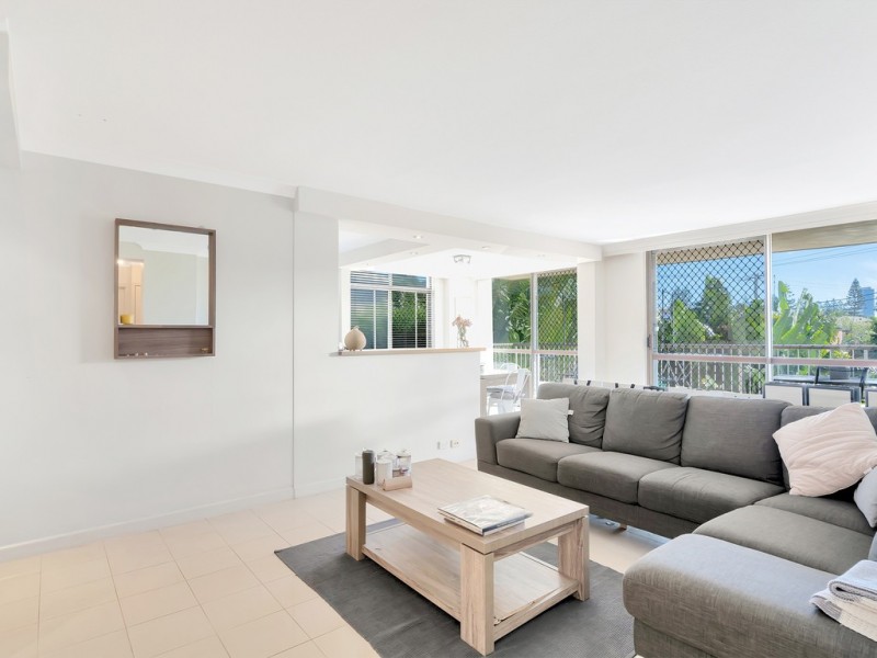 3/102 Oak Avenue, Surfers Paradise QLD 4217