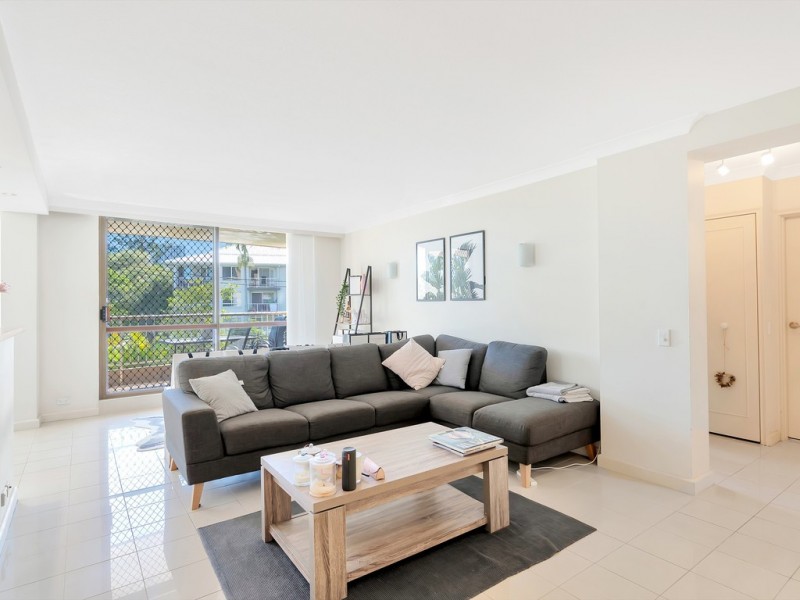 3/102 Oak Avenue, Surfers Paradise QLD 4217
