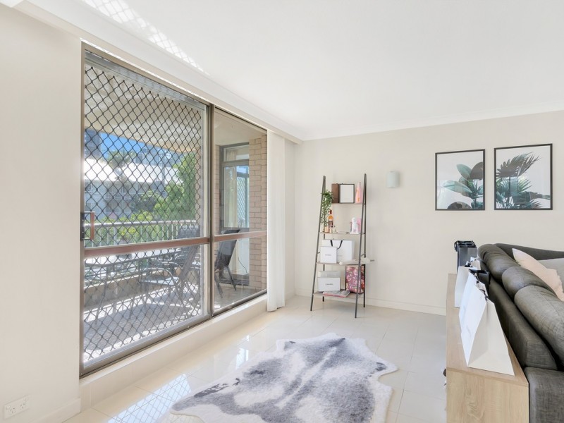 3/102 Oak Avenue, Surfers Paradise QLD 4217