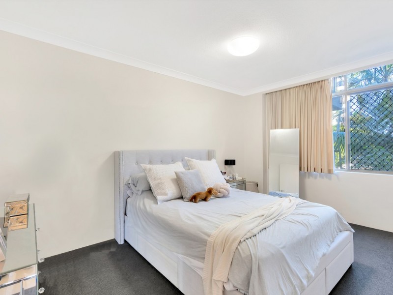 3/102 Oak Avenue, Surfers Paradise QLD 4217