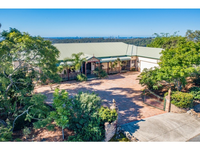 105-107 Red Oak Drive, Tallai QLD 4213