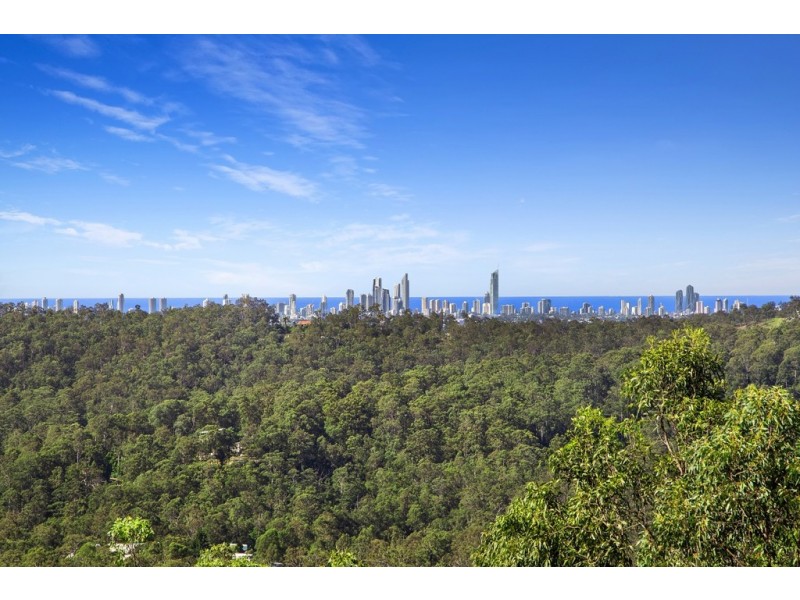 105-107 Red Oak Drive, Tallai QLD 4213