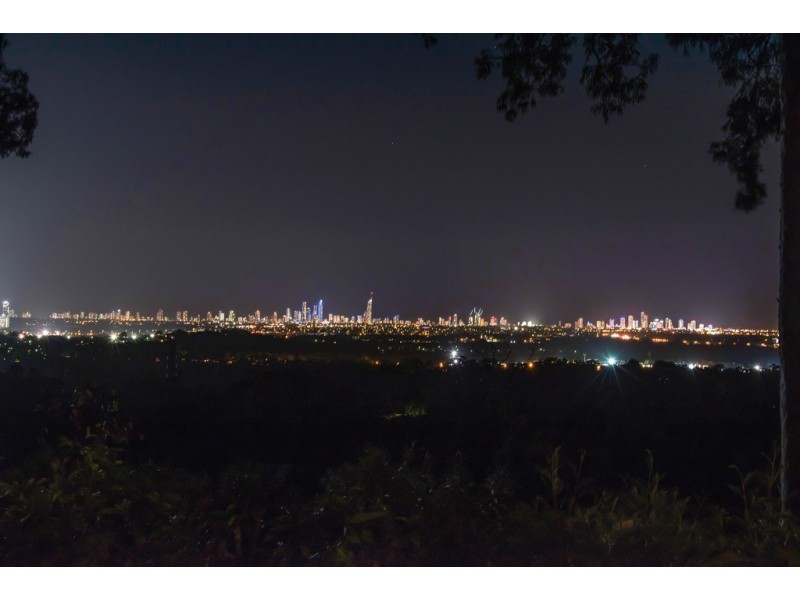 215 San Fernando Drive, Worongary QLD 4213