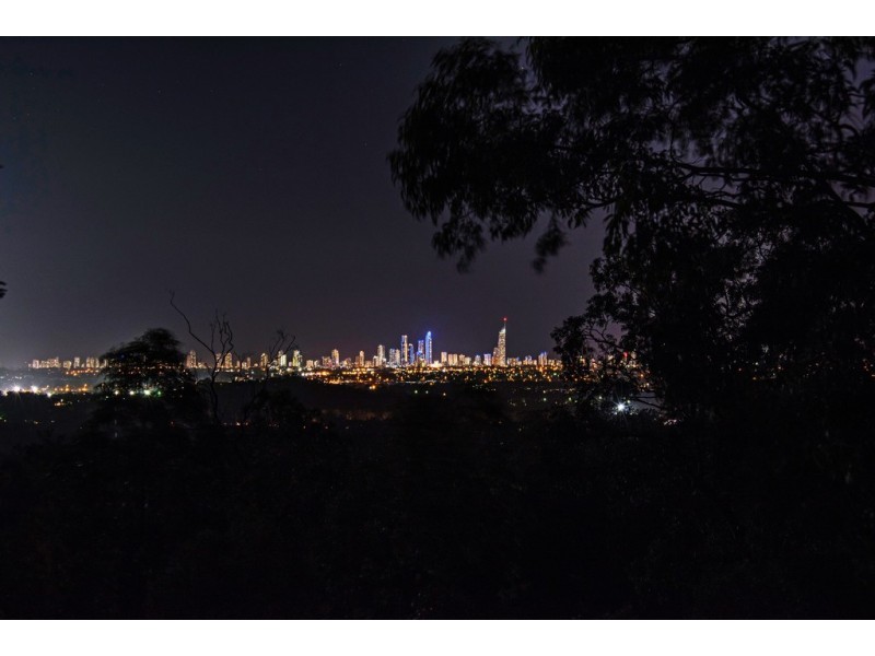 215 San Fernando Drive, Worongary QLD 4213