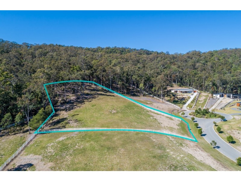 22 Whittington Way, Maudsland QLD 4210