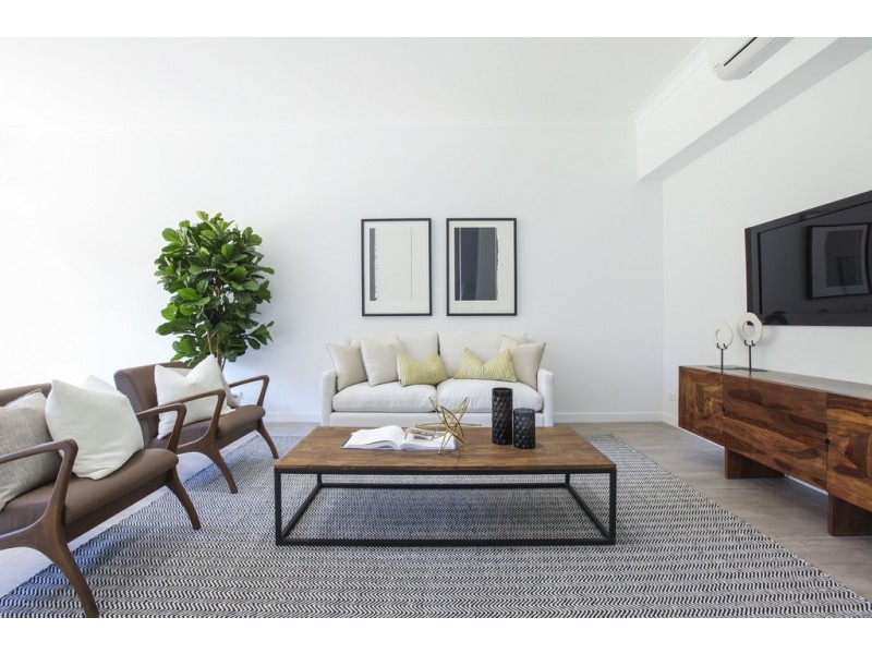 22 Whittington Way, Maudsland QLD 4210