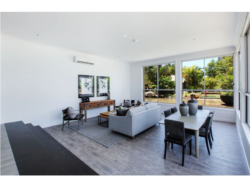 22 Whittington Way, Maudsland QLD 4210