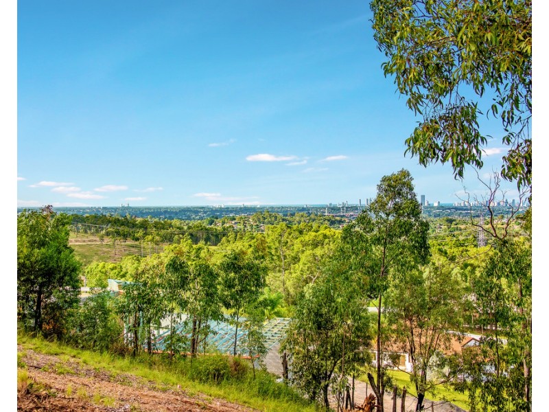 213 San Fernando Drive, Worongary QLD 4213
