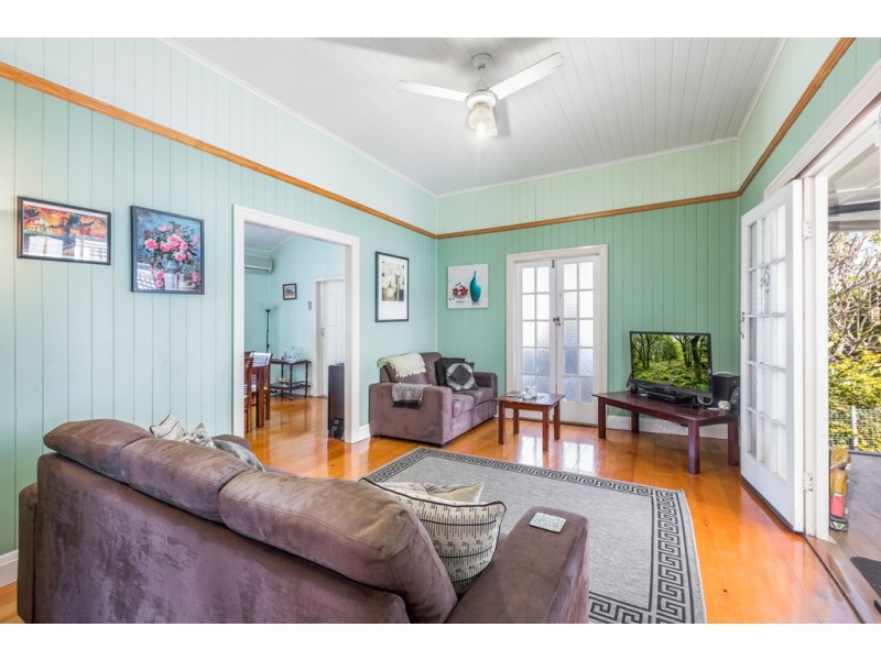 62 Whitehill Road, Eastern Heights QLD 4305