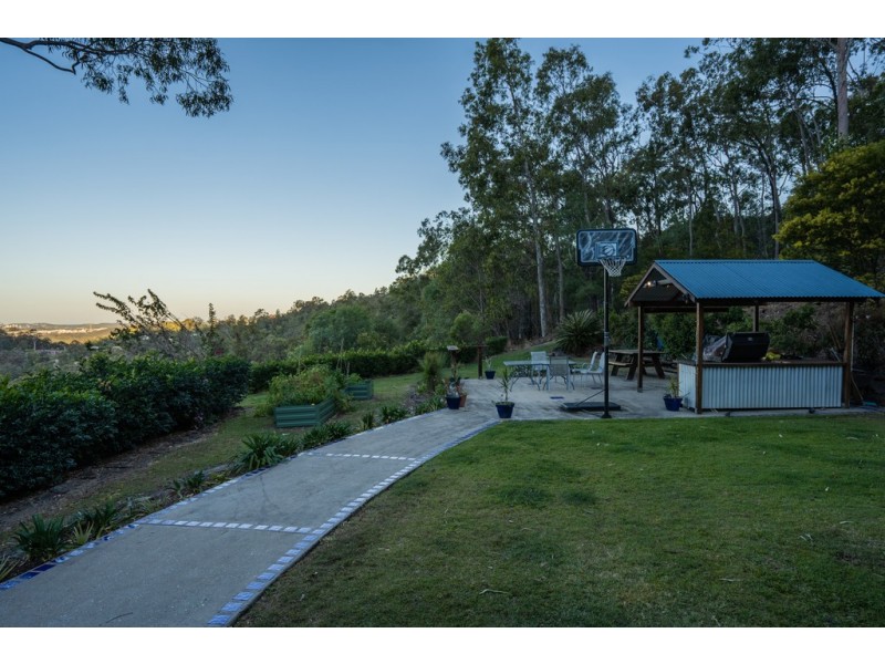 53 Uplands Court, Tallai QLD 4213