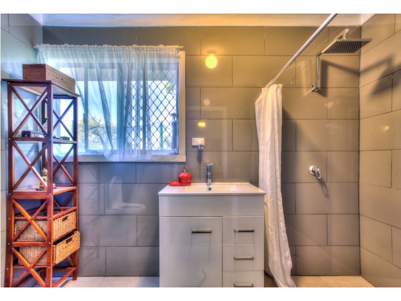 49 Rainbow Drive, Mudgeeraba QLD 4213