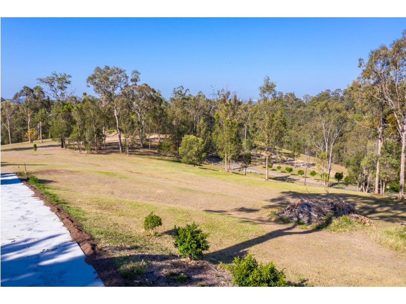 11/298 San Fernando Drive, Worongary QLD 4213
