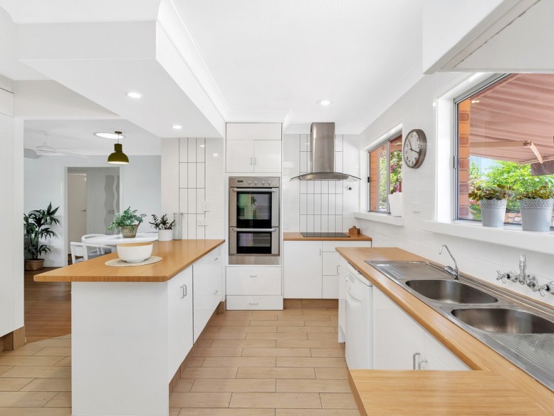 5 Regency Place, Mudgeeraba QLD 4213