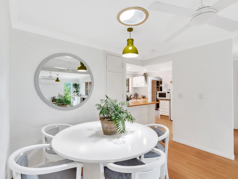 5 Regency Place, Mudgeeraba QLD 4213