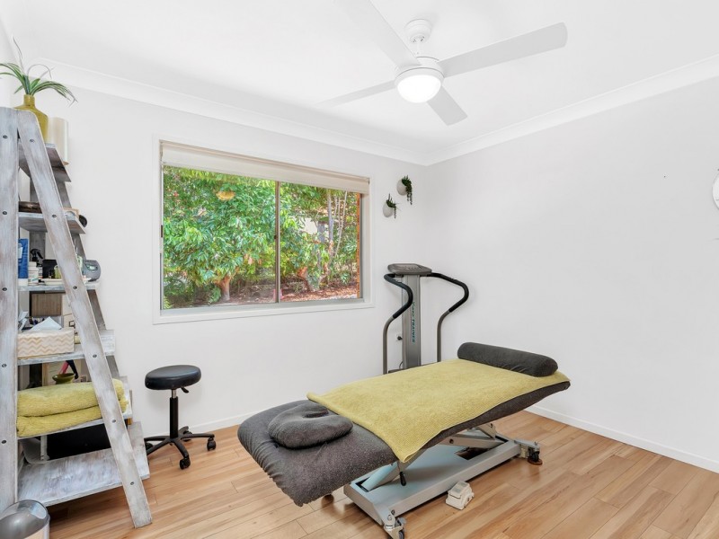 5 Regency Place, Mudgeeraba QLD 4213