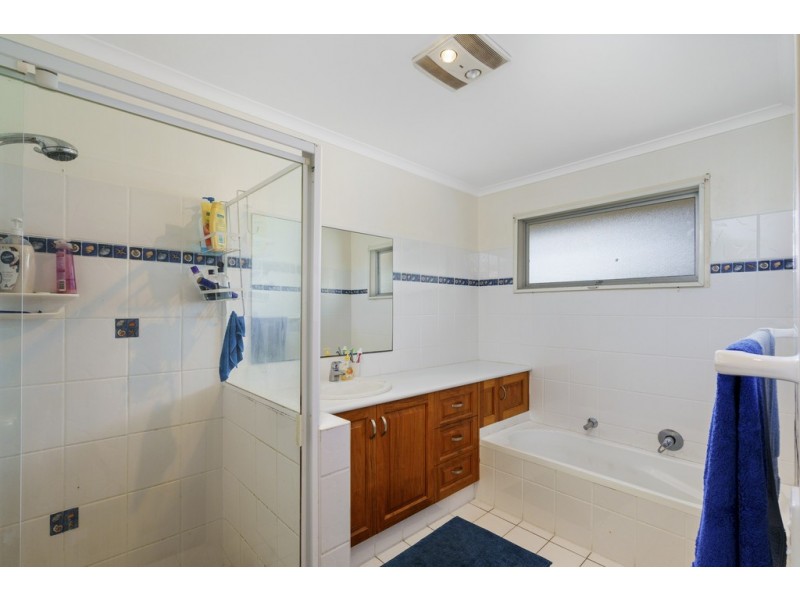 119 Alison Road, Carrara QLD 4211