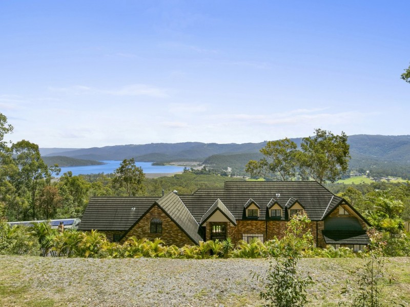 104 Red Oak Drive, Tallai QLD 4213