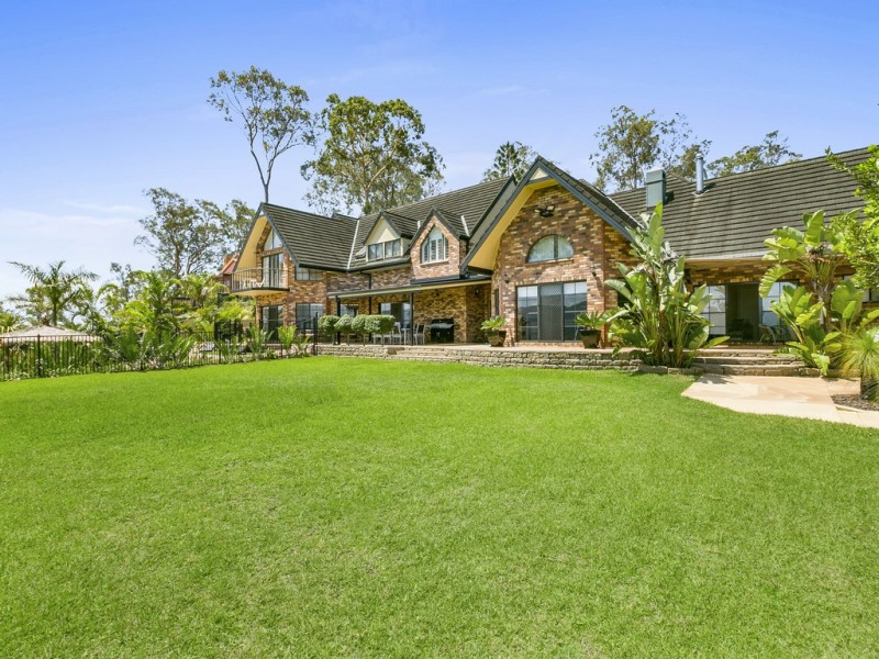 104 Red Oak Drive, Tallai QLD 4213