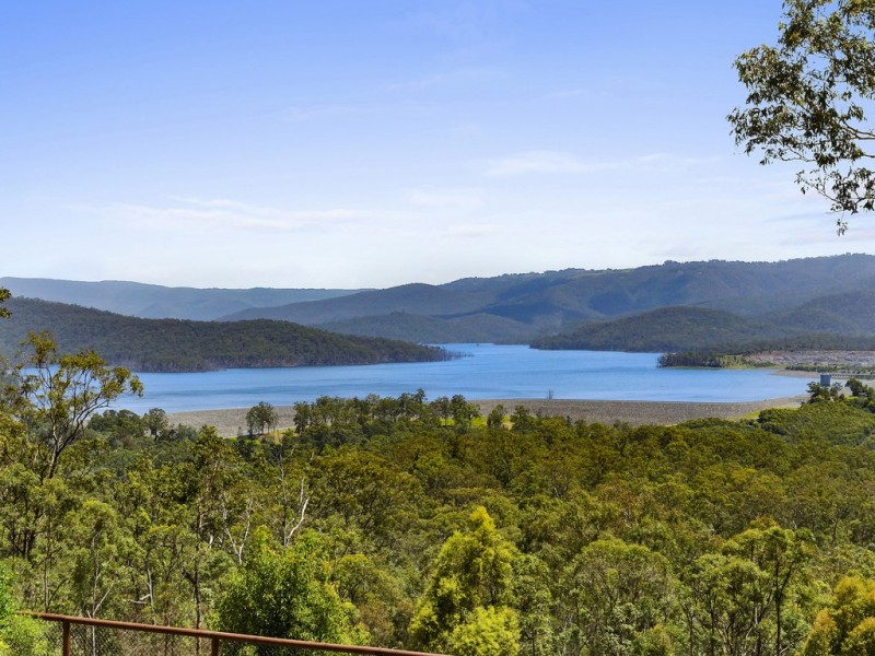 104 Red Oak Drive, Tallai QLD 4213