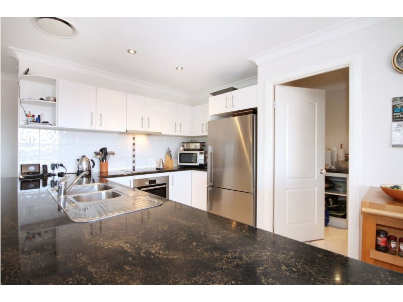 24 Kerala Court, Mudgeeraba QLD 4213