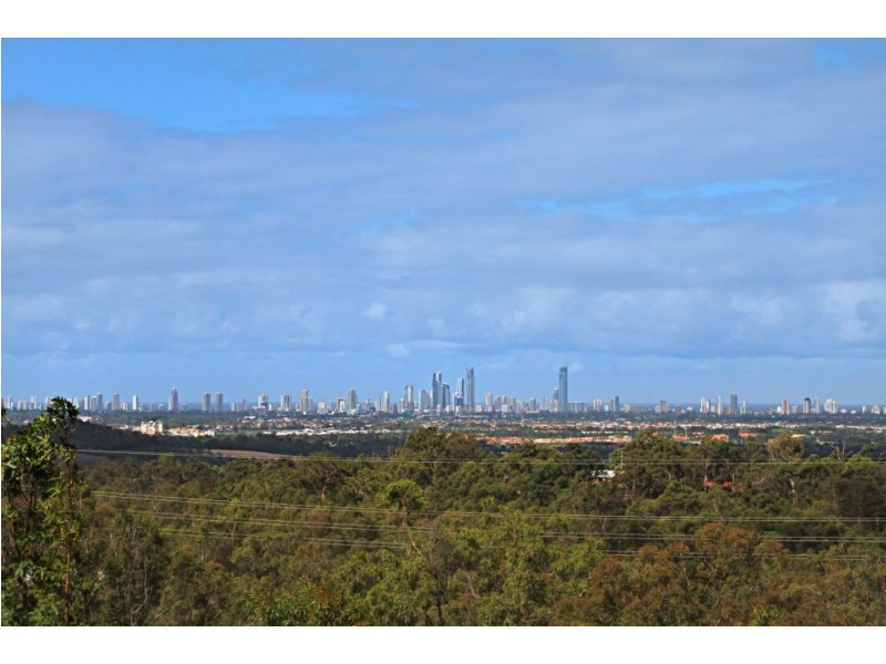 242 San Fernando Drive, Worongary QLD 4213