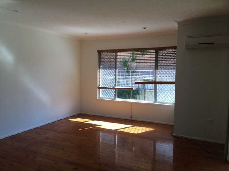 30 Lergessner Street, Biggera Waters QLD 4216