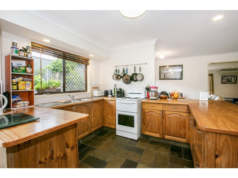 27 Equinox Court, Mudgeeraba QLD 4213