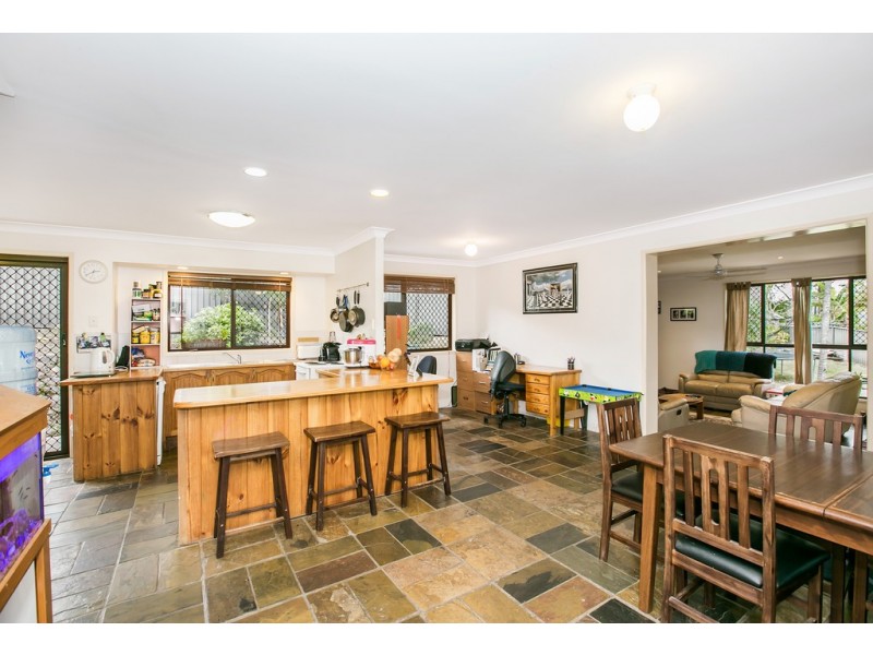 27 Equinox Court, Mudgeeraba QLD 4213