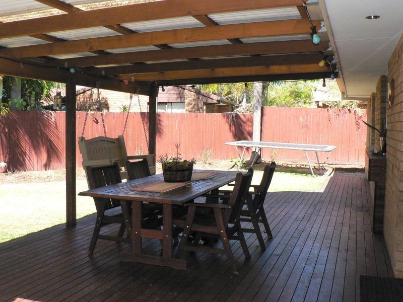 48 Silvabank Drive, Varsity Lakes QLD 4227