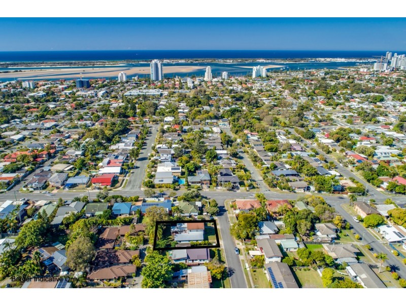 3 Schneider Avenue, Labrador QLD 4215