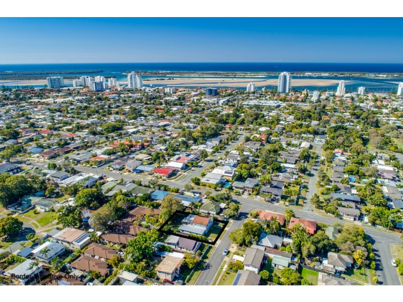 3 Schneider Avenue, Labrador QLD 4215