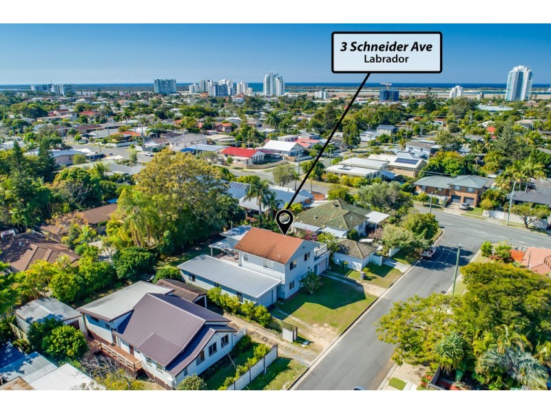 3 Schneider Avenue, Labrador QLD 4215