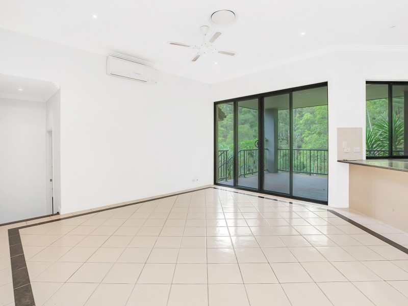 10 Coralcoast Drive, Tallai QLD 4213