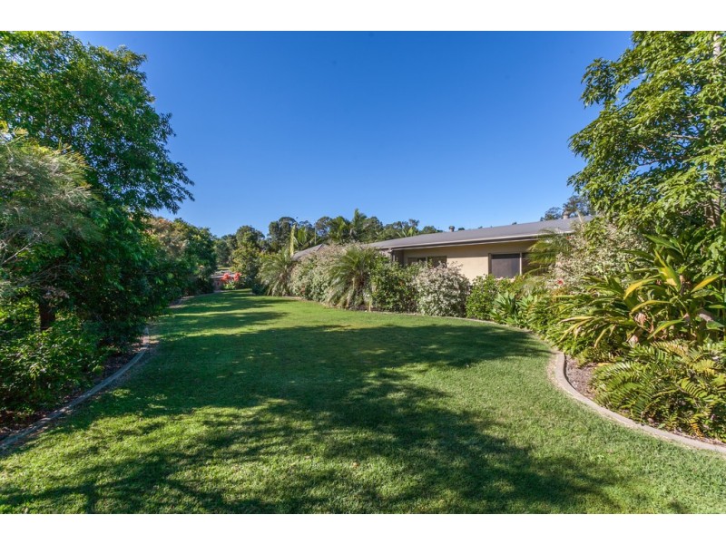 15 Meadow Court, Maudsland QLD 4210