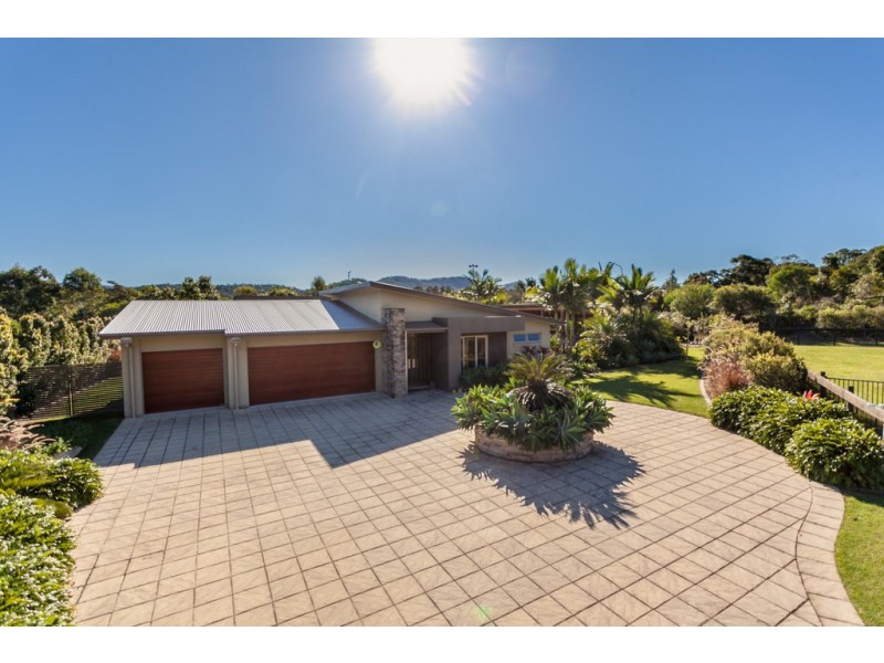 15 Meadow Court, Maudsland QLD 4210