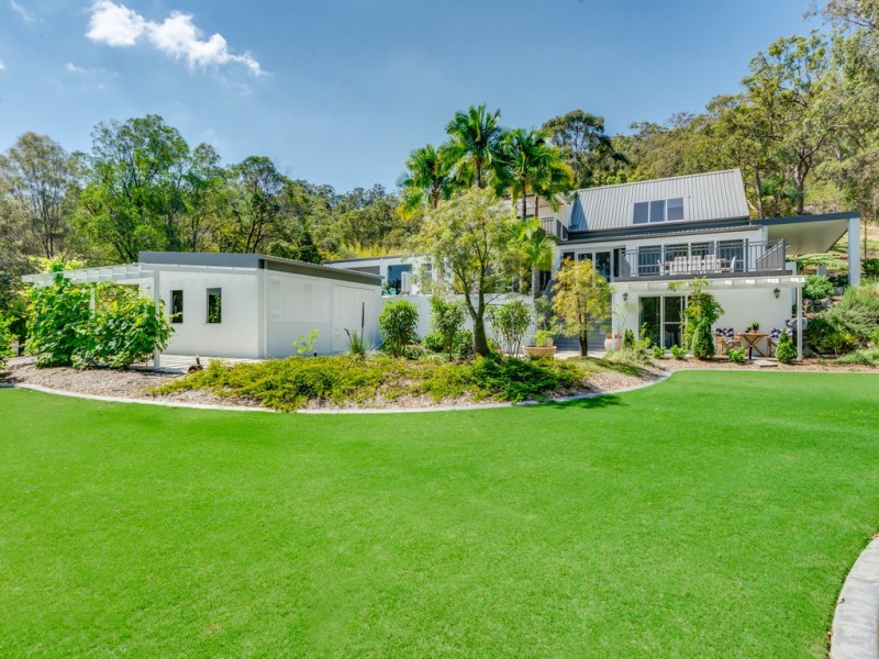21 Hugh Guinea Court, Worongary QLD 4213