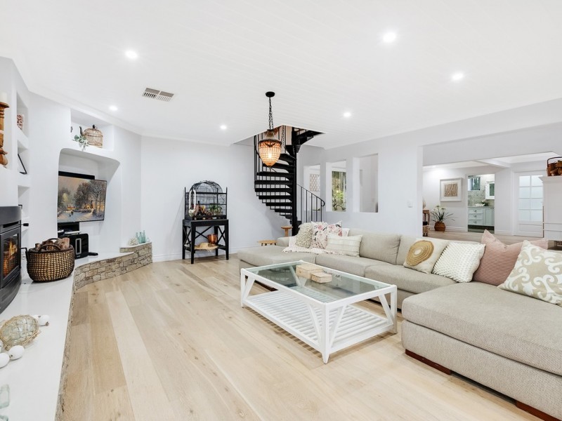 21 Hugh Guinea Court, Worongary QLD 4213