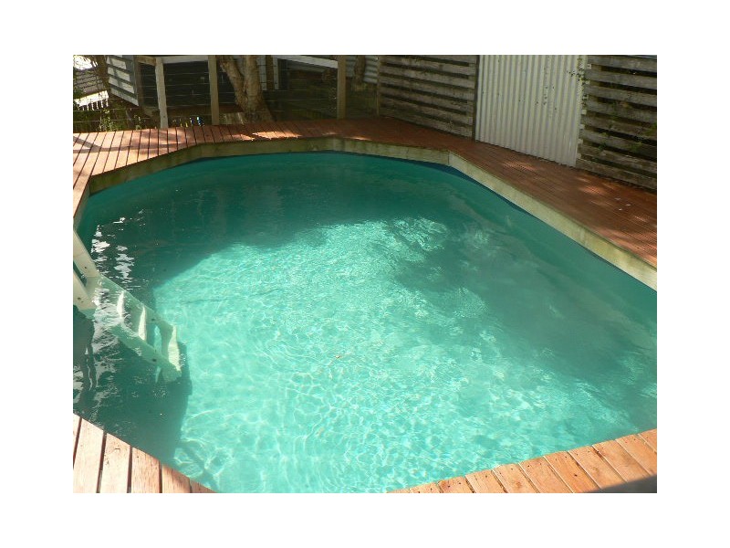 64 Plateau Crescent, Carrara QLD 4211