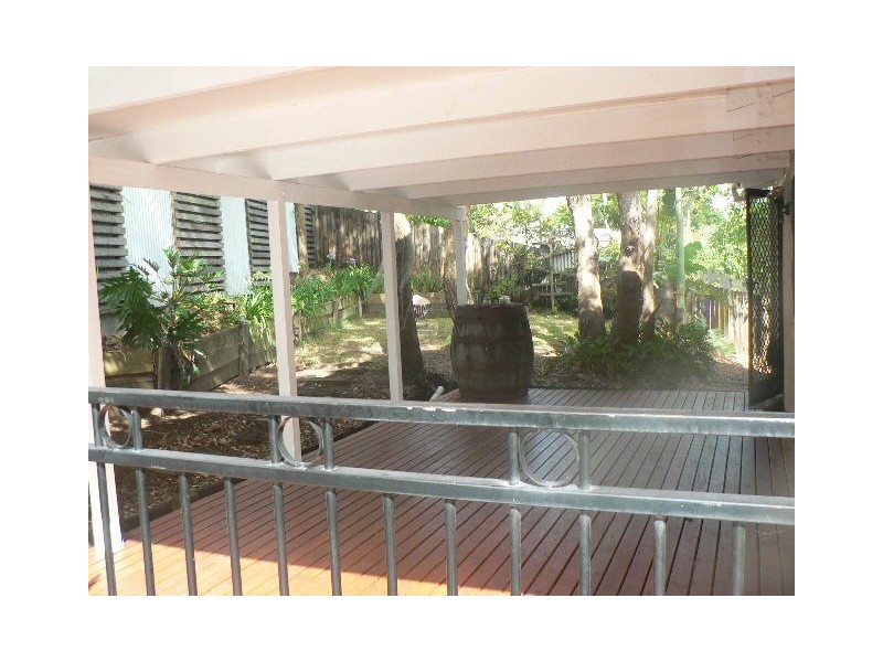 64 Plateau Crescent, Carrara QLD 4211