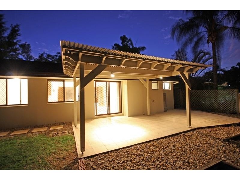 11 Hamersley Way, Worongary QLD 4213