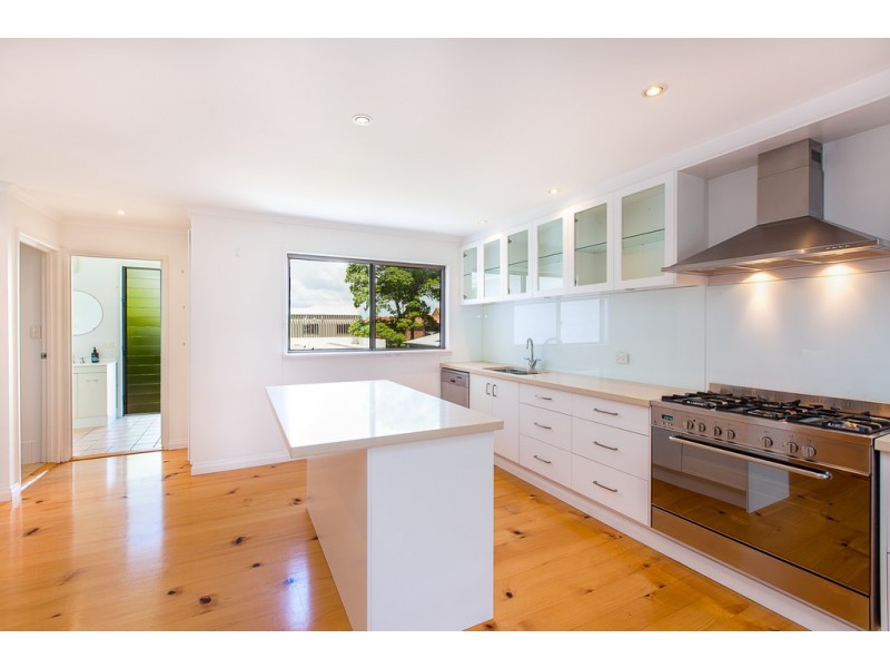 24 Meron Street, Southport QLD 4215