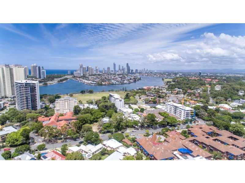 24 Meron Street, Southport QLD 4215