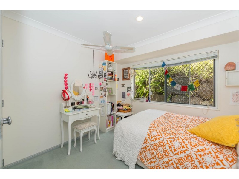 2 Sirec Way, Burleigh Heads QLD 4220