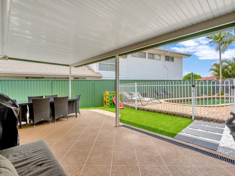 7 Elsemore Court, Carrara QLD 4211